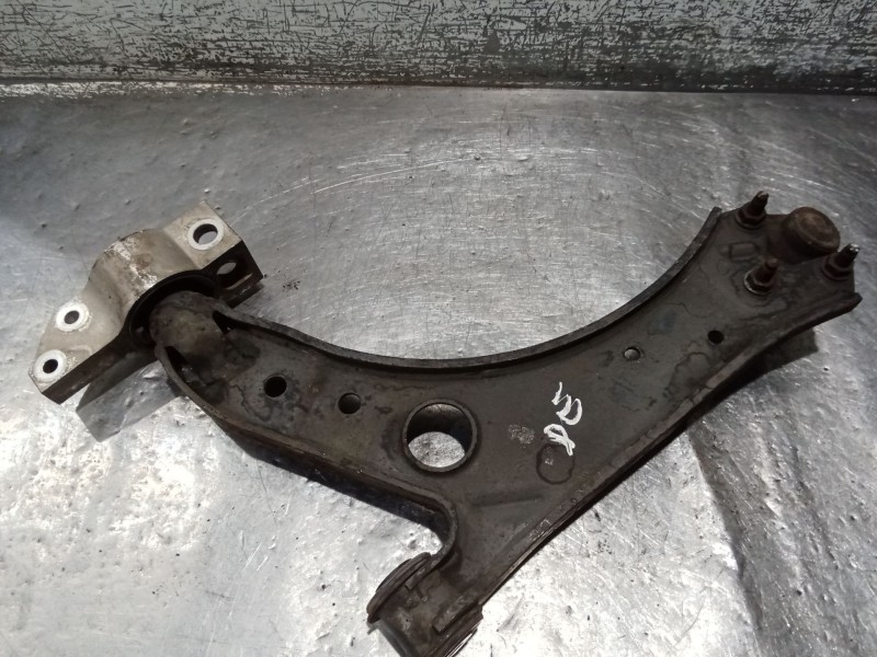 Recambio de brazo suspension inferior delantero derecho para seat altea (5p1) 1.6 referencia OEM IAM   