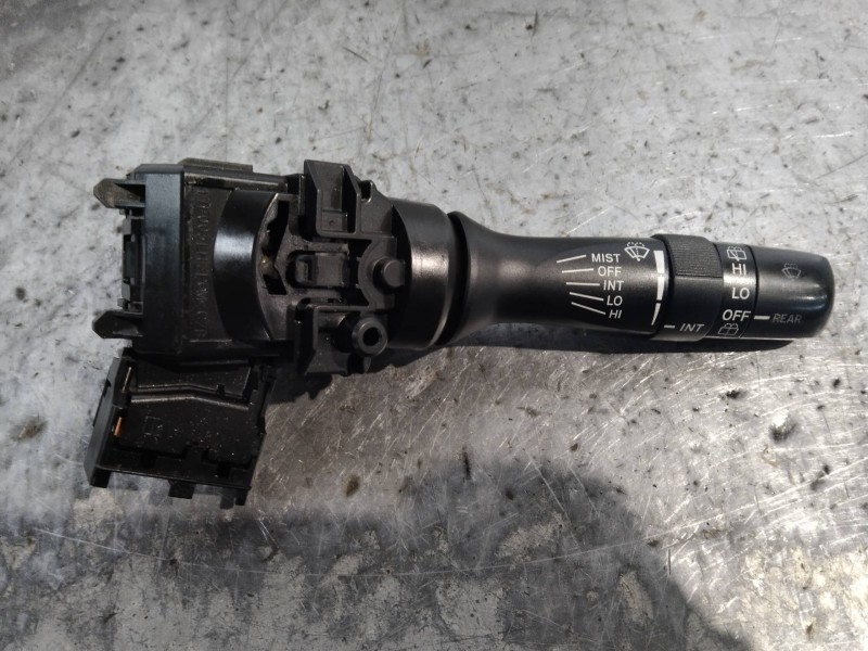 Recambio de mando limpia para toyota auris luna referencia OEM IAM 17F243 17F144 