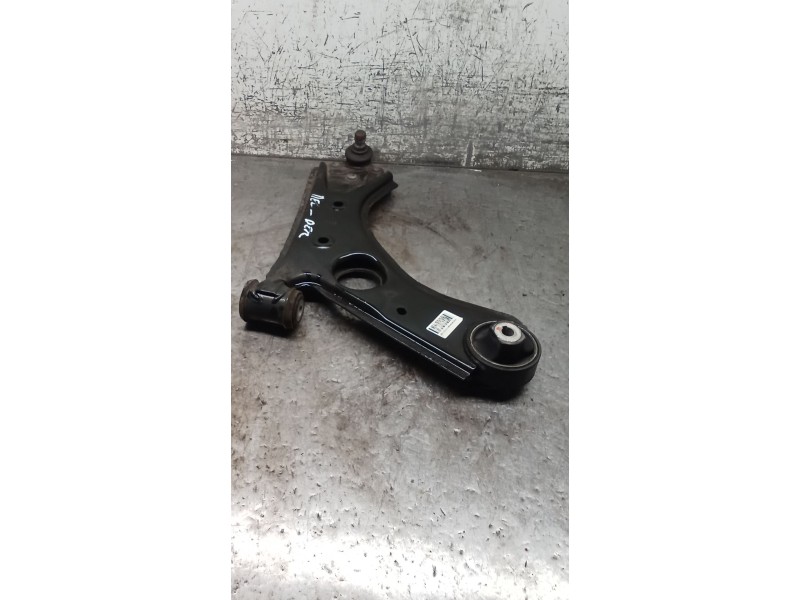 Recambio de brazo suspension inferior delantero derecho para fiat 500 l (330) referencia OEM IAM   12