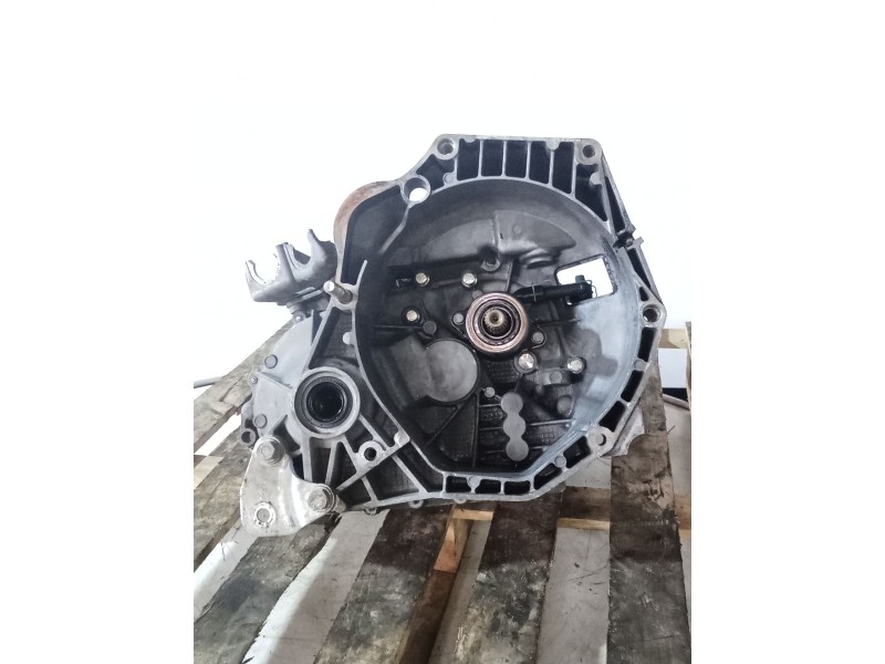 Recambio de caja cambios para fiat 500 l (330) referencia OEM IAM 23.21 5V 2902232