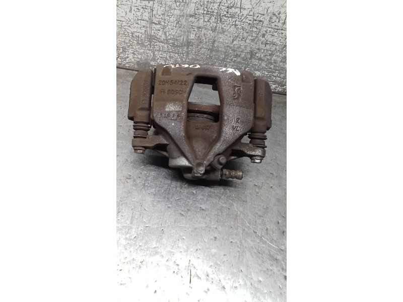 Recambio de pinza freno delantera derecha para fiat 500 l (330) referencia OEM IAM  BOSCH 12