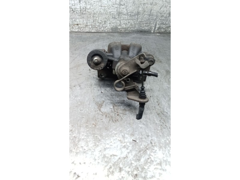 Recambio de pinza freno trasera izquierda para fiat grande punto (199_) 1.4 16v (199bxg1b, 199axg1b) referencia OEM IAM  BOSCH 0