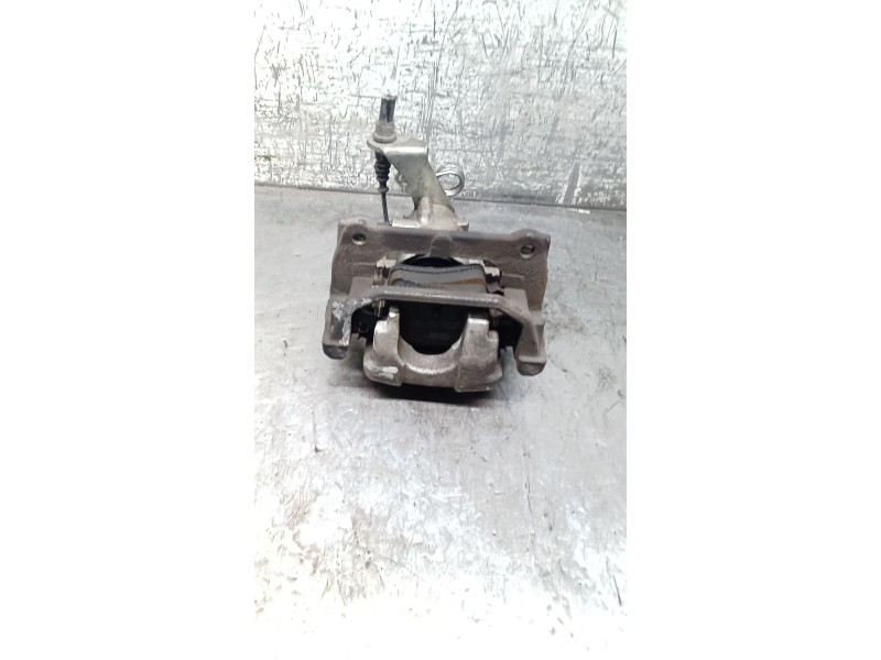 Recambio de pinza freno trasera derecha para fiat grande punto (199_) 1.4 16v (199bxg1b, 199axg1b) referencia OEM IAM  BOSCH 05