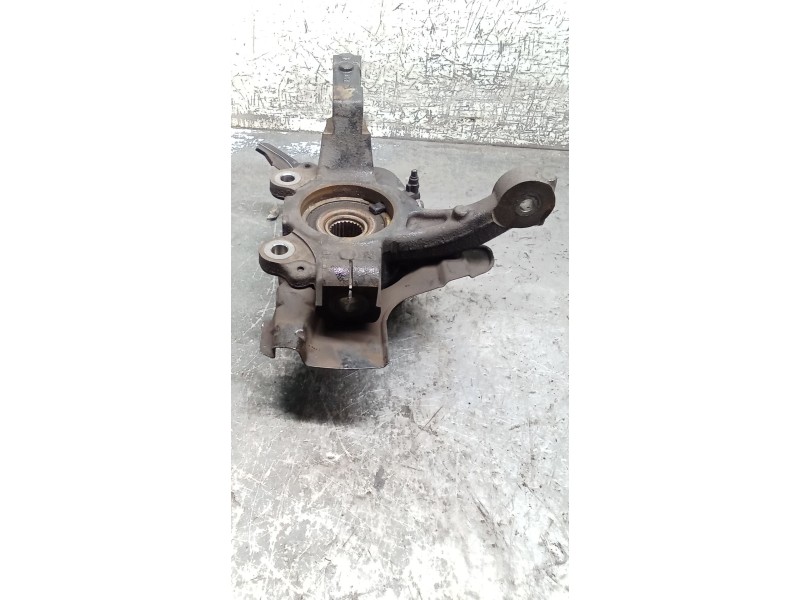 Recambio de mangueta delantera derecha para fiat 500 l (330) referencia OEM IAM   12