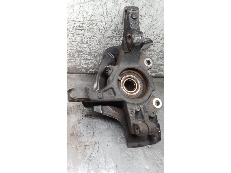 Recambio de mangueta delantera izquierda para fiat 500 l (330) referencia OEM IAM   12