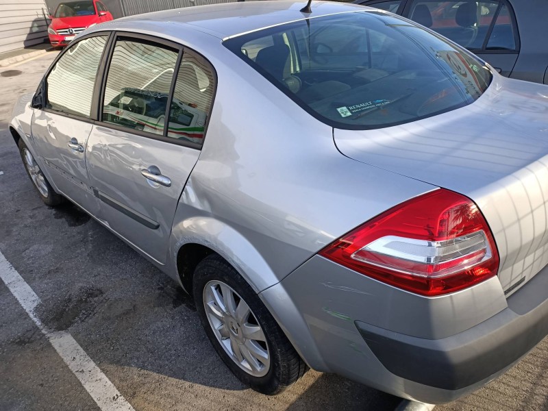 renault megane ii classic berlina del año 2008