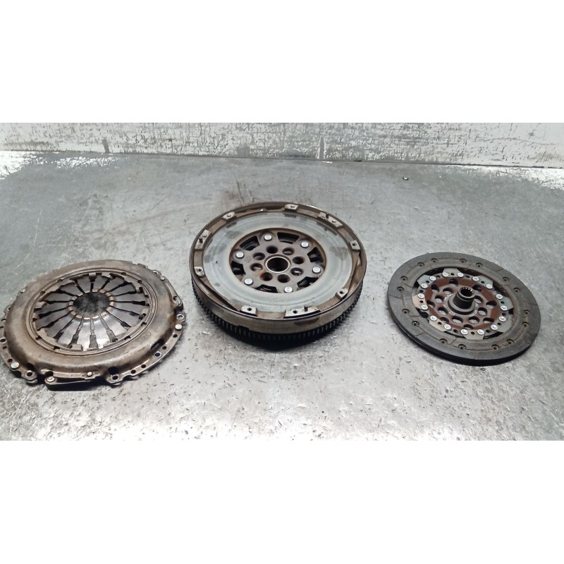 Recambio de kit embrague para suzuki swift iii (mz, ez) 1.3 ddis (rs 413d) referencia OEM IAM 9223223  05