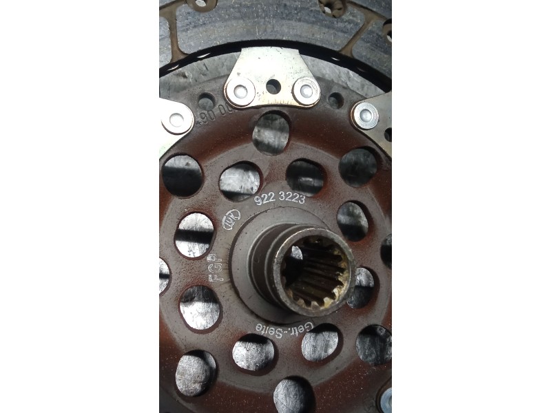 Recambio de kit embrague para suzuki swift iii (mz, ez) 1.3 ddis (rs 413d) referencia OEM IAM 9223223  05