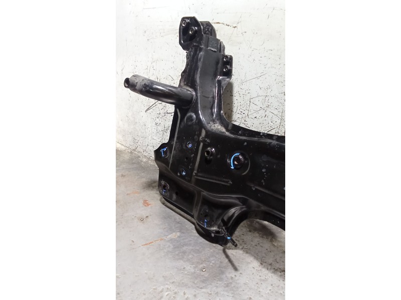 Recambio de puente delantero para fiat 500 l (330) referencia OEM IAM 00519660480 CUNA 