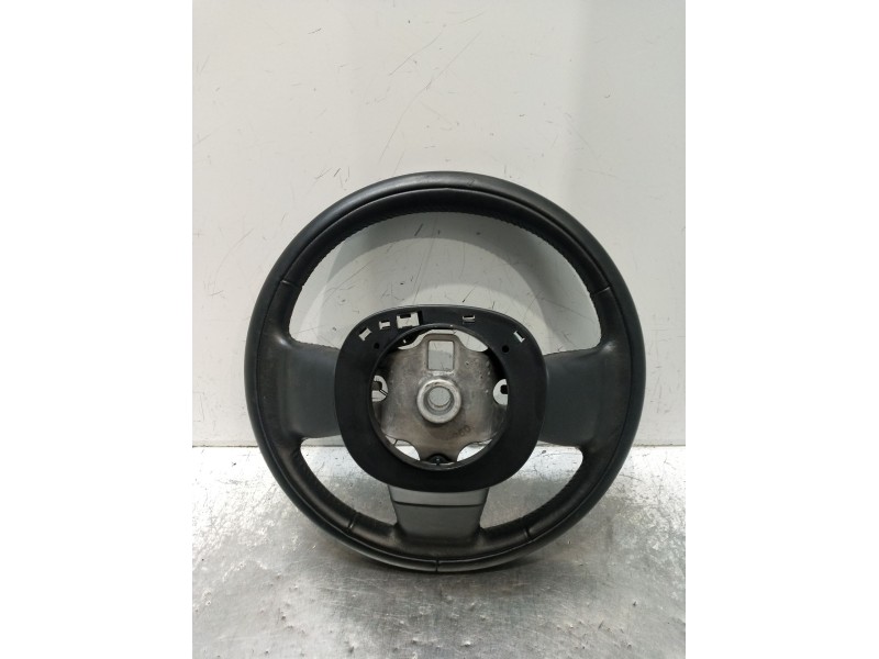 Recambio de volante para fiat 500 l (330) referencia OEM IAM   2012