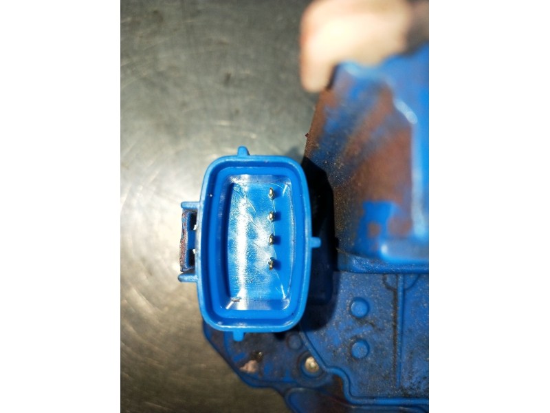 Recambio de motor cierre centralizado trasero derecho para fiat 500 l (330) referencia OEM IAM  5P 2012