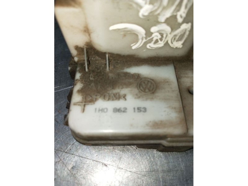 Recambio de motor cierre centralizado delantero izquierdo para volkswagen golf iii (1h1) 1.9 tdi referencia OEM IAM 1H0862153 5P