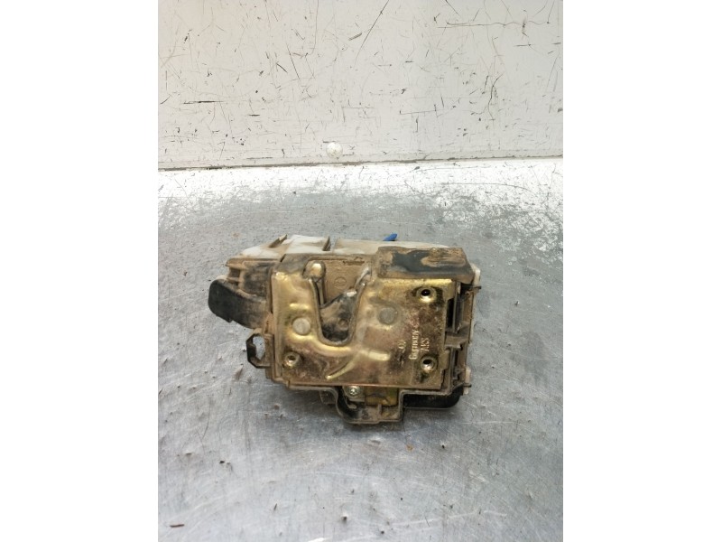 Recambio de motor cierre centralizado trasero izquierdo para volkswagen golf iii (1h1) 1.9 tdi referencia OEM IAM H4862153 5P 19