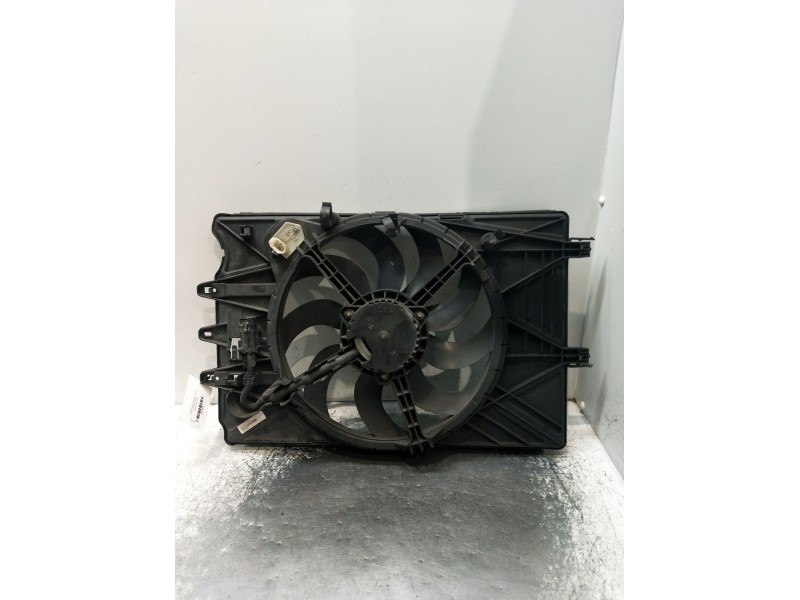 Recambio de electroventilador para fiat 500 l (330) referencia OEM IAM 8A9410000 8A9410100 2003