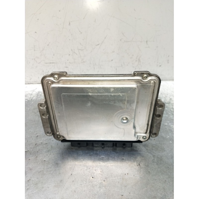 Recambio de centralita motor uce para renault scénic ii (jm0/1_) 1.9 dci (jm0g, jm12, jm1g, jm2c) referencia OEM IAM 0281011776 