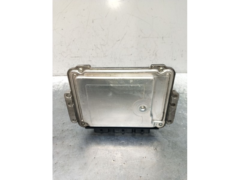 Recambio de centralita motor uce para renault scénic ii (jm0/1_) 1.9 dci (jm0g, jm12, jm1g, jm2c) referencia OEM IAM 0281011776 