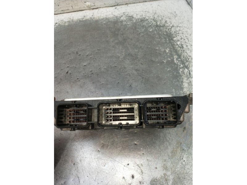 Recambio de centralita motor uce para renault scénic ii (jm0/1_) 1.9 dci (jm0g, jm12, jm1g, jm2c) referencia OEM IAM 0281011776 