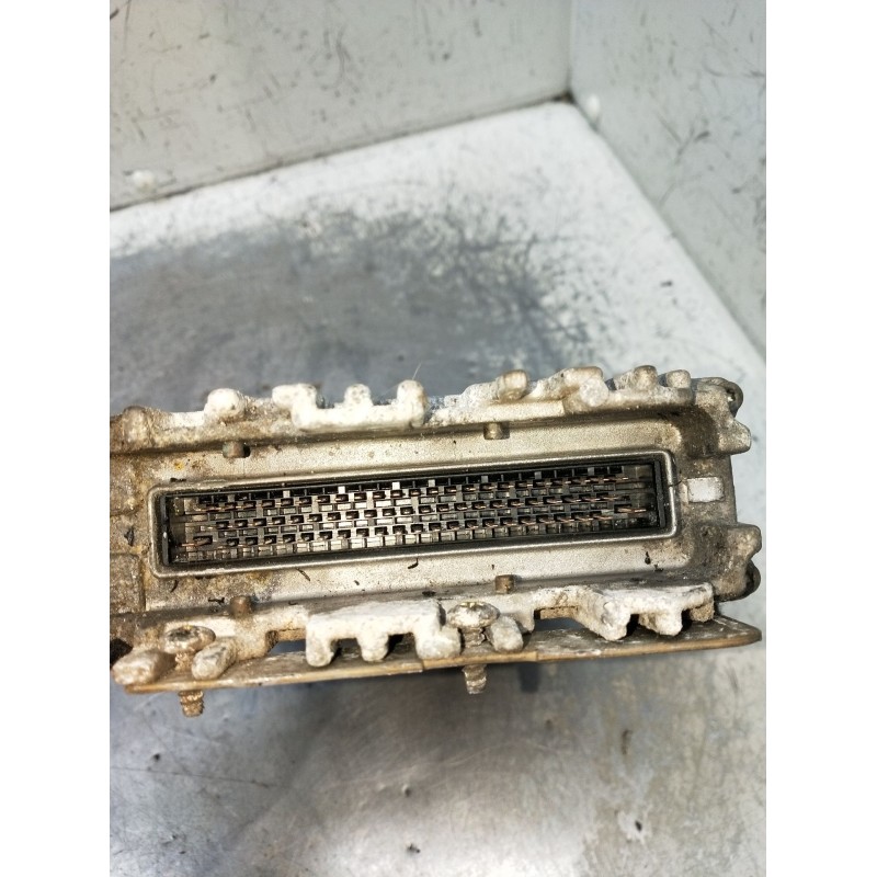 Recambio de centralita motor uce para volkswagen golf iii (1h1) 1.9 tdi referencia OEM IAM 0281001421422 028906021BF 28SA2901 17