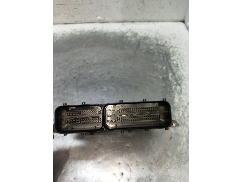 Recambio de centralita motor uce para fiat 500 l (330) referencia OEM IAM 55258952 BC0104974E MJD8F3X1 BDFS3R56P 2012