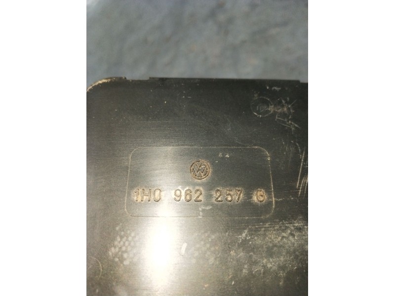 Recambio de compresor cierre centralizado para volkswagen golf iii (1h1) 1.9 tdi referencia OEM IAM 1H09622576  1991