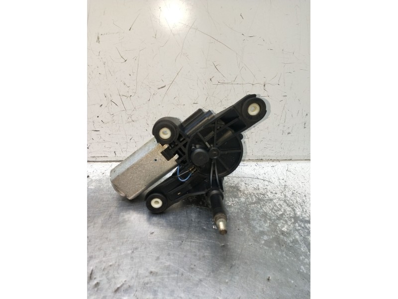 Recambio de motor limpia trasero para fiat 500 l (330) referencia OEM IAM MS2596002590  2012