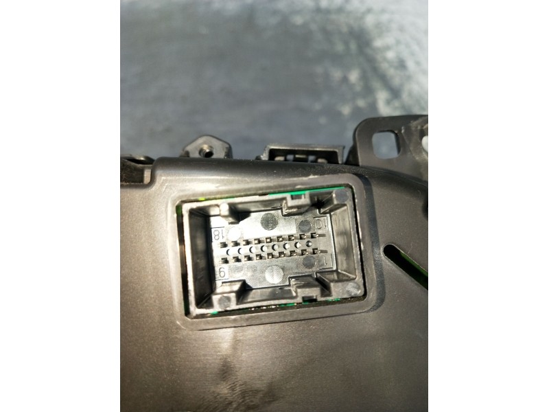 Recambio de cuadro instrumentos para fiat 500 l (330) referencia OEM IAM A2C90123901 51975131 2012