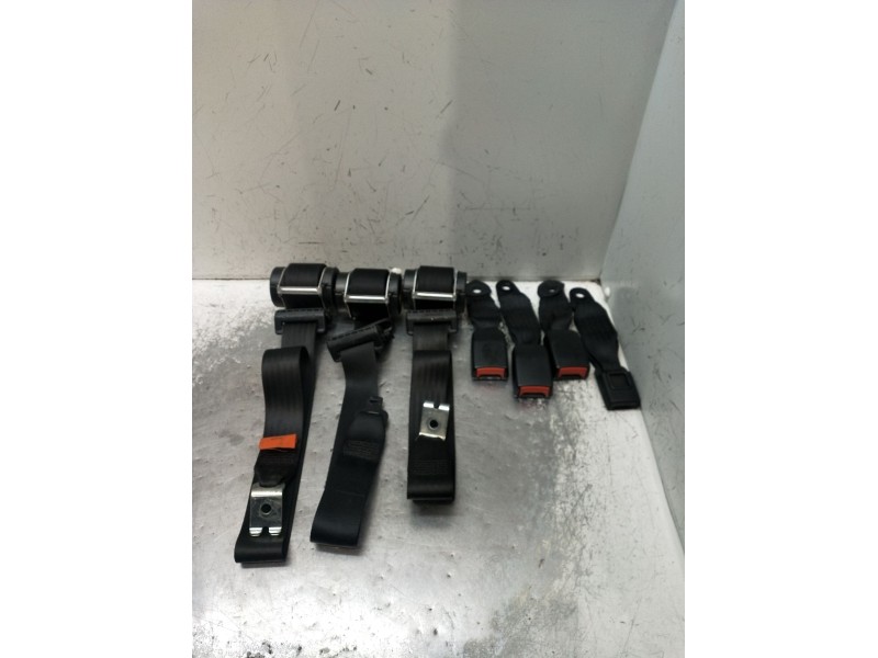Recambio de juego cinturones trasero para ford focus c-max (dm2) 1.8 tdci referencia OEM IAM  5P 2003