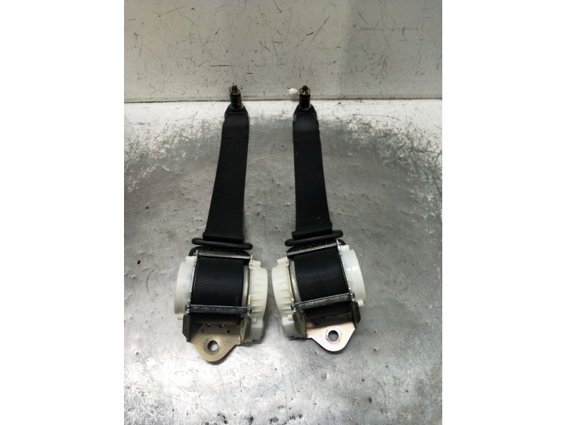 Recambio de juego cinturones trasero para fiat 500 l (330) referencia OEM IAM  5P 2012