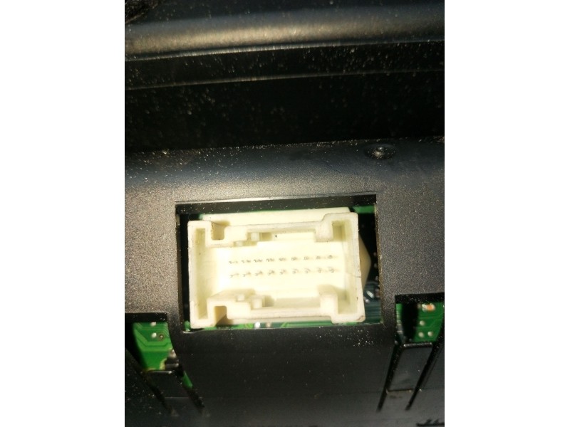 Recambio de mando multifuncion para mercedes-benz clase s (w220) berlina 500 (220.075) referencia OEM IAM 2106830091 MANDO CALEF