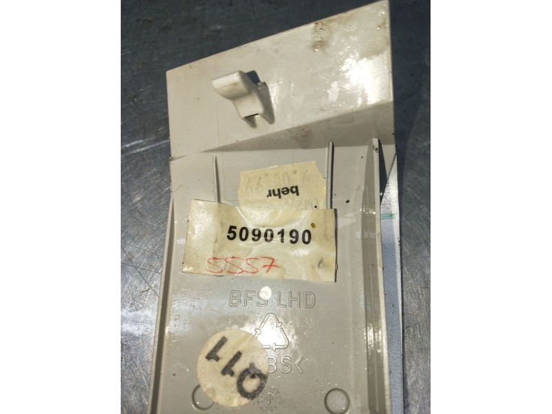 Recambio de mando elevalunas delantero derecho para mercedes-benz clase s (w220) berlina 500 (220.075) referencia OEM IAM 509019