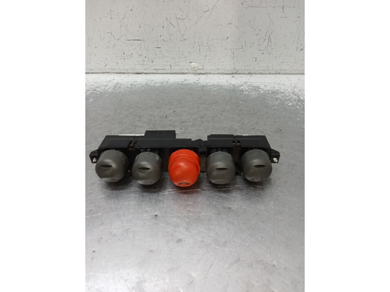 Recambio de mando multifuncion para fiat seicento / 600 (187_) 1.1 (187axb, 187axb1a, 187axc1a02) referencia OEM IAM   