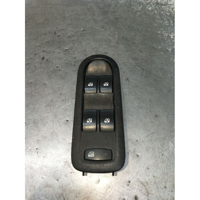 Recambio de mando elevalunas delantero izquierdo para renault scénic ii (jm0/1_) 1.9 dci (jm0g, jm12, jm1g, jm2c) referencia OEM