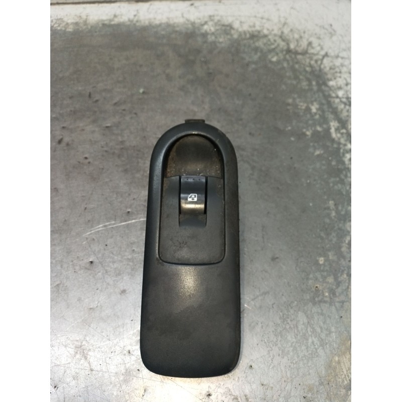 Recambio de mando elevalunas delantero derecho para renault scénic ii (jm0/1_) 1.9 dci (jm0g, jm12, jm1g, jm2c) referencia OEM I