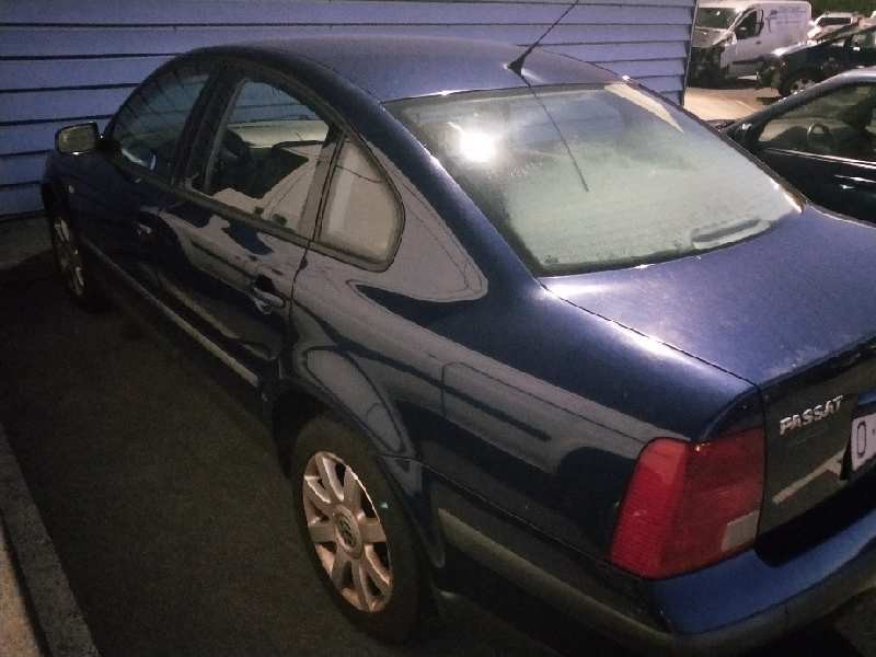 volkswagen passat berlina (3b2) del año 2000