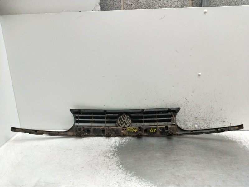 Recambio de rejilla delantera para volkswagen golf iii (1h1) 1.9 tdi referencia OEM IAM   1991