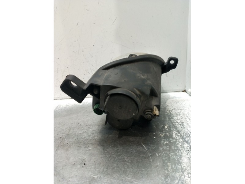 Recambio de faro izquierdo para fiat 500 l (330) referencia OEM IAM  DEFENSA 2012