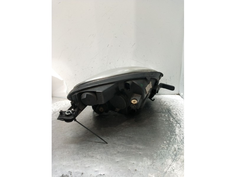 Recambio de faro izquierdo para fiat 500 l (330) referencia OEM IAM 47530748LH VER FOTOS 2012