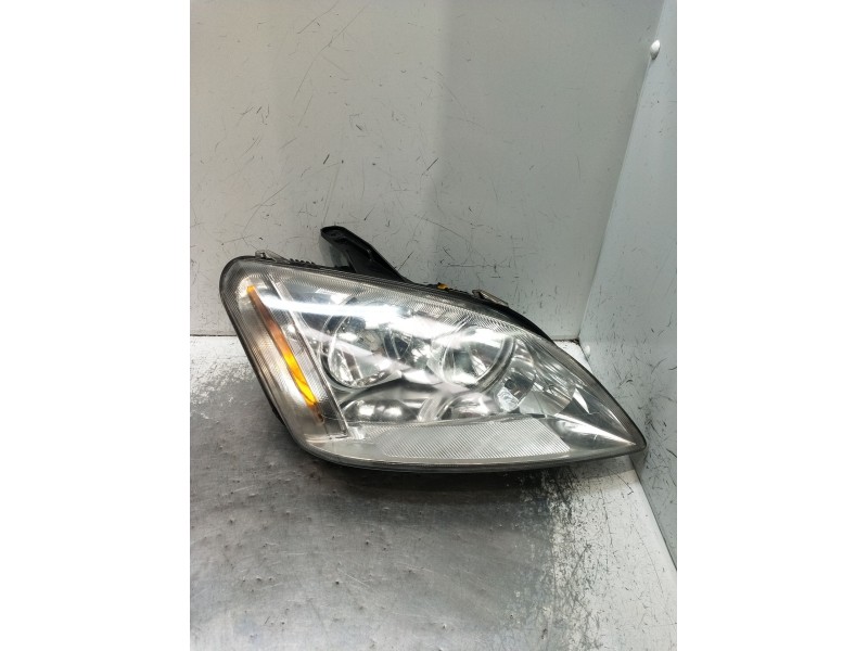 Recambio de faro derecho para ford focus c-max (dm2) 1.8 tdci referencia OEM IAM 3M5113005AH 1EE27060002 2003