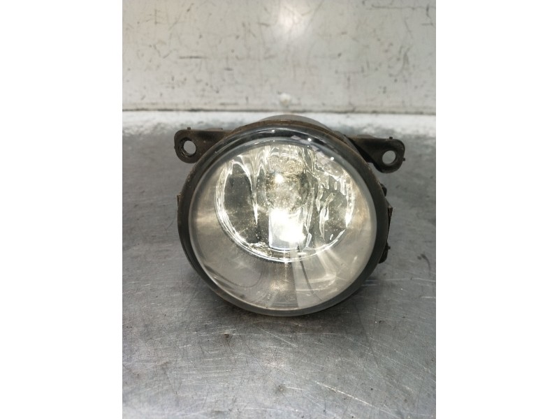 Recambio de faro antiniebla derecho para renault scénic ii (jm0/1_) 1.9 dci (jm0g, jm12, jm1g, jm2c) referencia OEM IAM 82000740