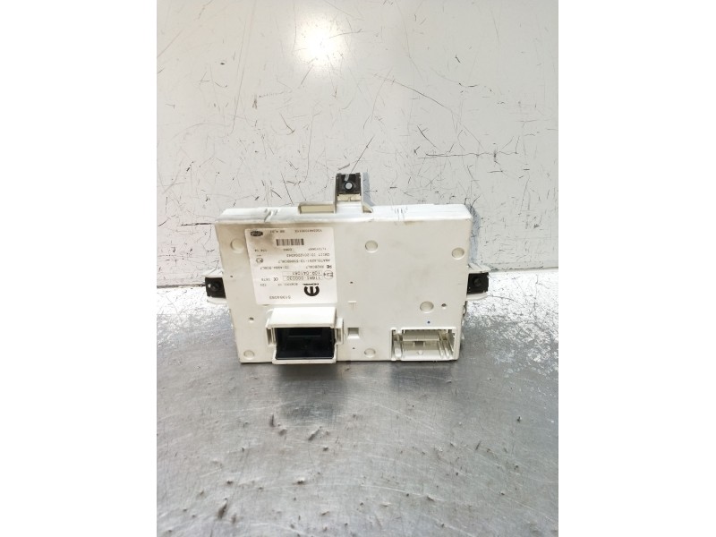 Recambio de caja reles / fusibles para fiat 500 l (330) referencia OEM IAM 51984083 BCM330I13 2012 498ABCML7