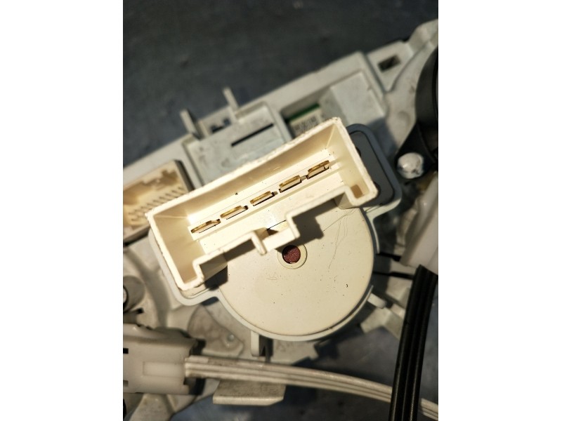 Recambio de mando calefaccion / aire acondicionado para fiat 500 l (330) referencia OEM IAM 5R2240100  2012