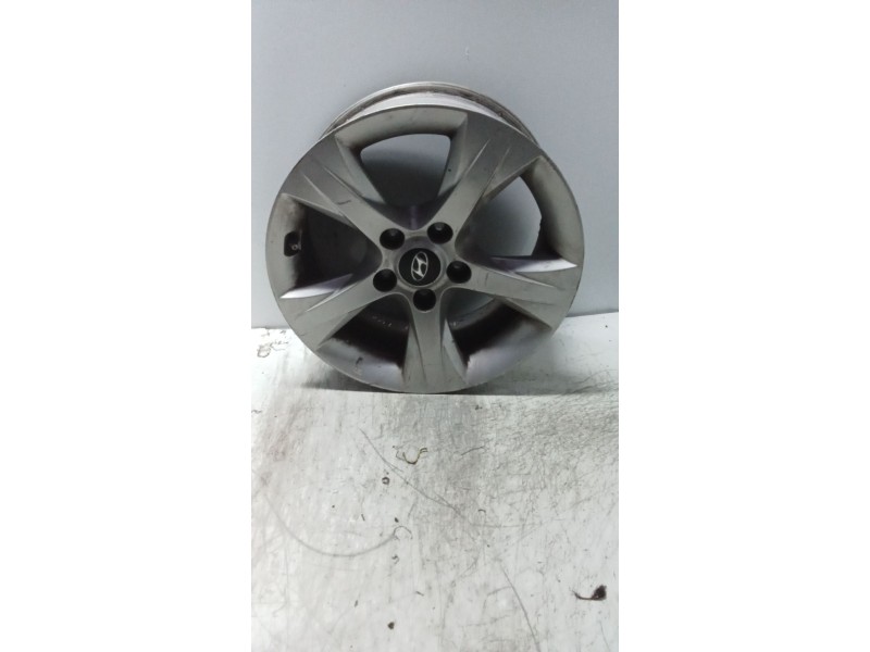 Recambio de juego llantas para hyundai i40 style blue referencia OEM IAM 5291032150 7J16 