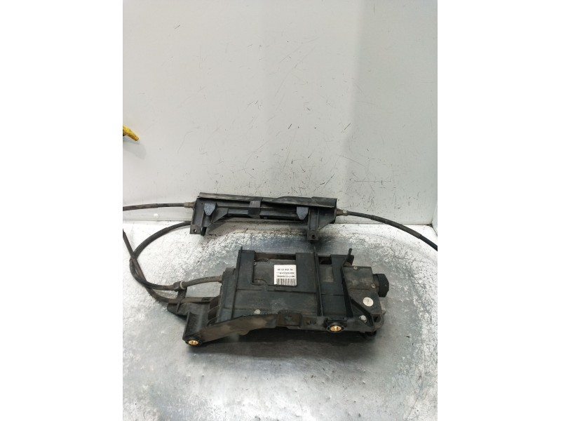 Recambio de freno de mano electrico para renault scénic ii (jm0/1_) 1.9 dci (jm0g, jm12, jm1g, jm2c) referencia OEM IAM 00171726