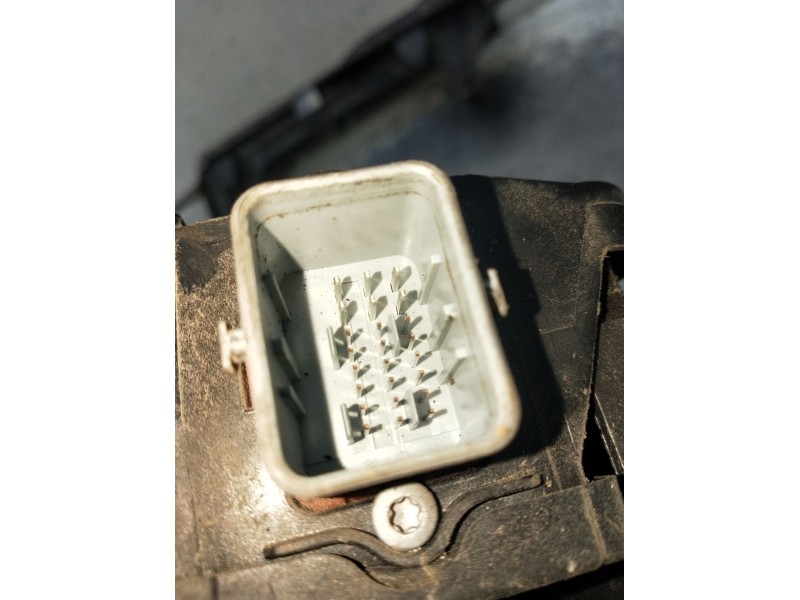 Recambio de freno de mano electrico para renault scénic ii (jm0/1_) 1.9 dci (jm0g, jm12, jm1g, jm2c) referencia OEM IAM 00171726