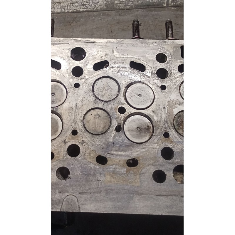 Recambio de culata para volkswagen caddy iv furgoneta/monovolumen (saa, sah) 2.0 tdi referencia OEM IAM 04L103308C DFS 15