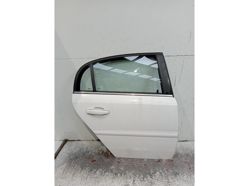 Recambio de puerta trasera derecha para opel vectra c (z02) 2.2 dti 16v (f69) referencia OEM IAM  4P 