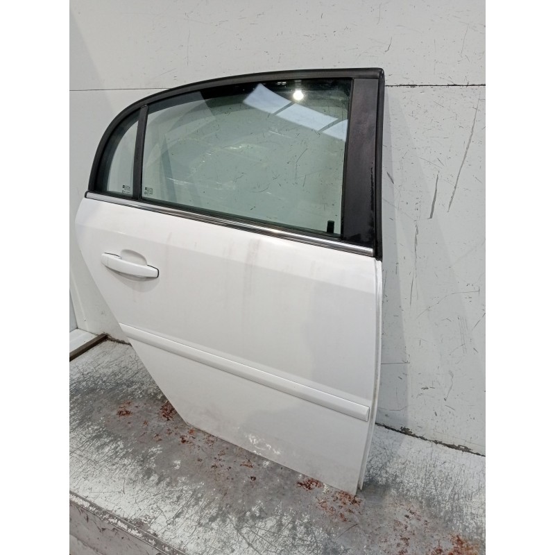 Recambio de puerta trasera derecha para opel vectra c (z02) 2.2 dti 16v (f69) referencia OEM IAM  4P 