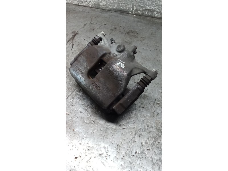 Recambio de pinza freno delantera izquierda para volkswagen caddy iv furgoneta/monovolumen (saa, sah) 2.0 tdi referencia OEM IAM