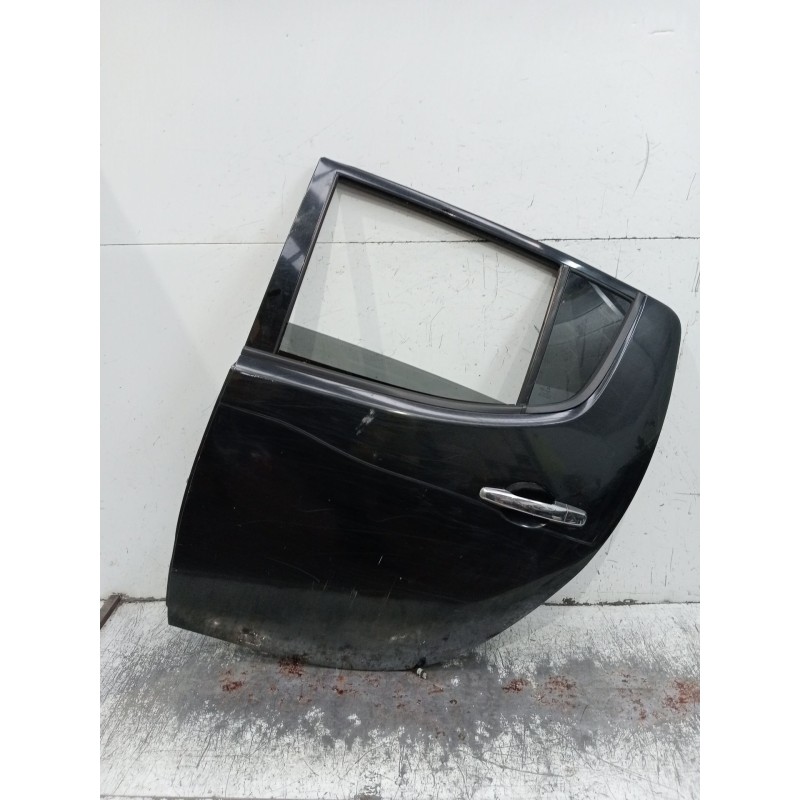 Recambio de puerta trasera izquierda para mitsubishi l200 / triton (ka_t, kb_t) 2.5 di-d 4wd (kb4t) referencia OEM IAM  5P 