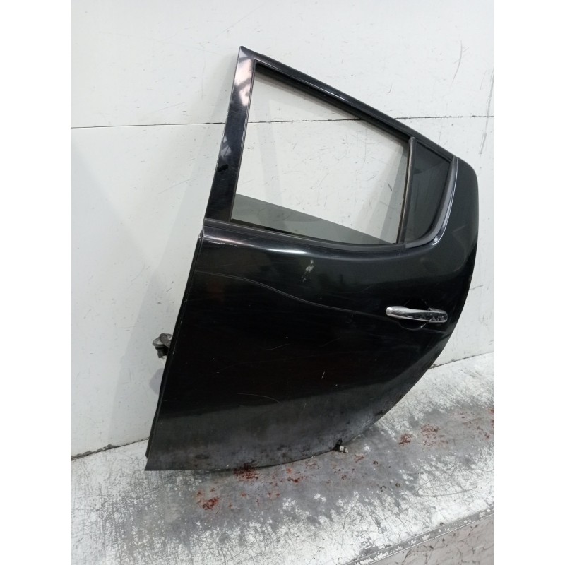 Recambio de puerta trasera izquierda para mitsubishi l200 / triton (ka_t, kb_t) 2.5 di-d 4wd (kb4t) referencia OEM IAM  5P 